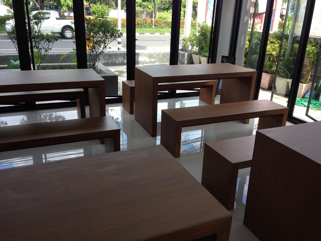 Bird Day Boutique Hotel Mukdahan Exterior photo